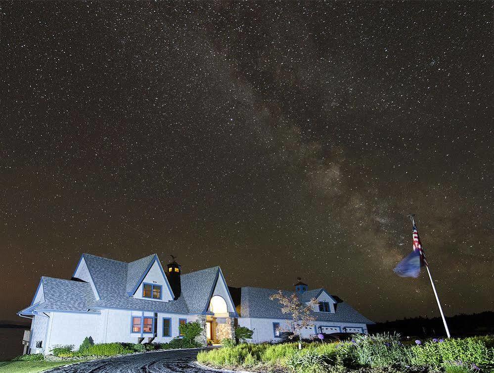 Wave Walker Bed And Breakfast Surry Экстерьер фото
