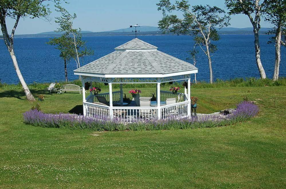 Wave Walker Bed And Breakfast Surry Экстерьер фото